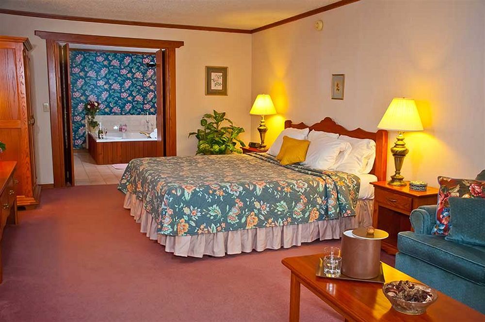 Bavarian Inn Motel & Restaurant Eureka Springs Exteriör bild